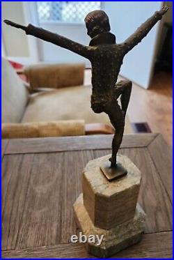 Bronze Art Deco Roaring Twenties Demetre Chiparus Dancer On Mable Pedestal