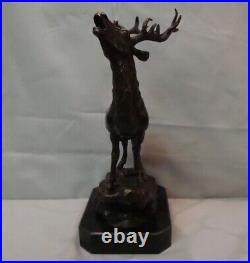 Statue Deer Wildlife Art Deco Style Art Nouveau Style Bronze Signed bronzen scul
