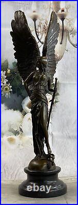 Statue Sculpture Winged Victory Art Deco Style Art Nouveau Style Solid bronze