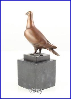 Vintage French Art Deco BRONZE SCULPTURE OF AN PIGEON